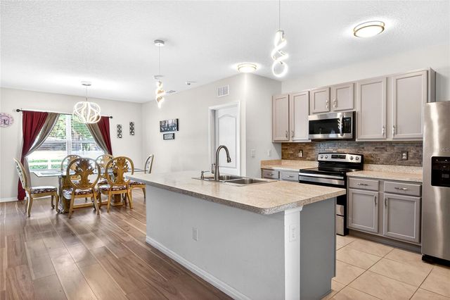 208 CALEB WAY, Winter Haven, FL 33881