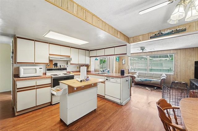 7015 MORAVIAN DRIVE, Port Richey, FL 34668