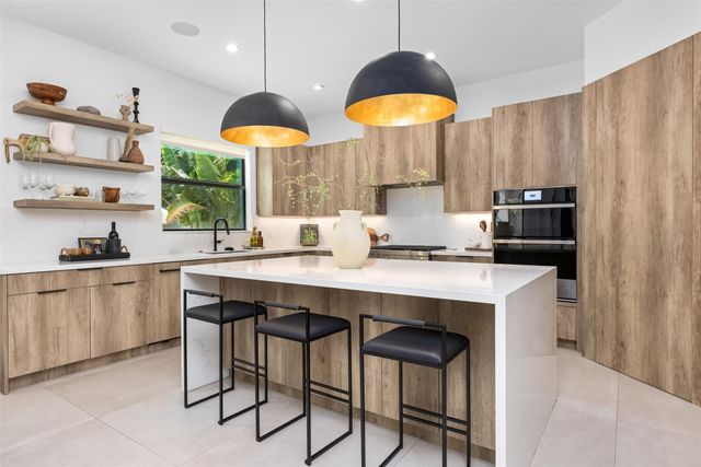 1405 NE 4th Avenue, Boca Raton, FL 33432