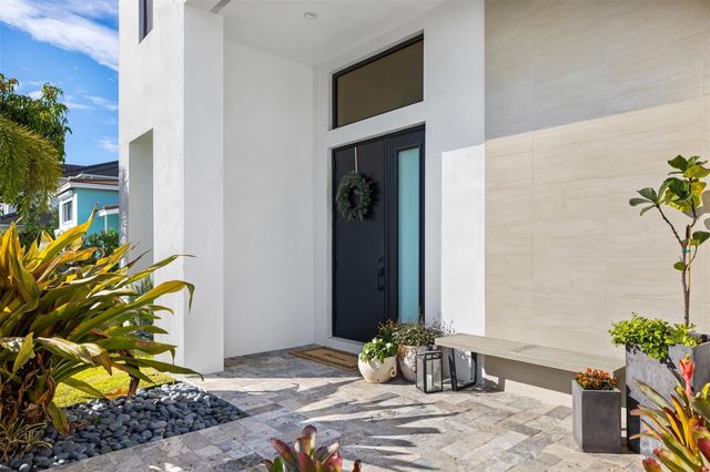 1405 NE 4th Avenue, Boca Raton, FL 33432