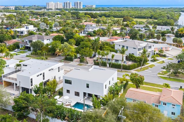 1405 NE 4th Avenue, Boca Raton, FL 33432