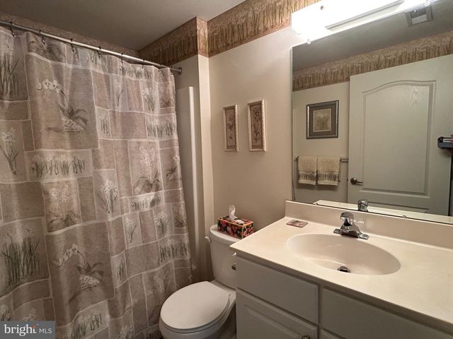 132 AVOCET LN, West Deptford, NJ 08086