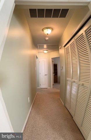 132 AVOCET LN, West Deptford, NJ 08086