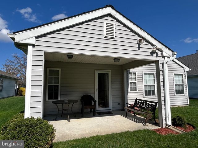 132 AVOCET LN, West Deptford, NJ 08086