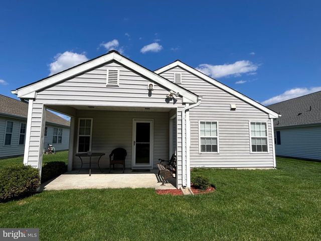 132 AVOCET LN, West Deptford, NJ 08086