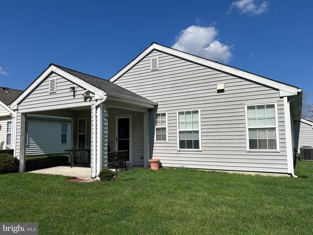 132 AVOCET LN, West Deptford, NJ 08086