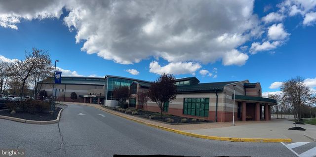 132 AVOCET LN, West Deptford, NJ 08086