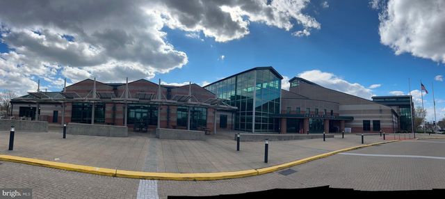 132 AVOCET LN, West Deptford, NJ 08086