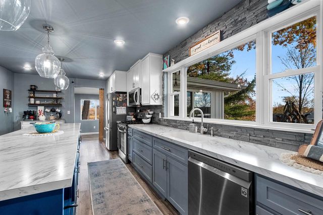 661 N MAIN STREET, Oconto Falls, WI 54154