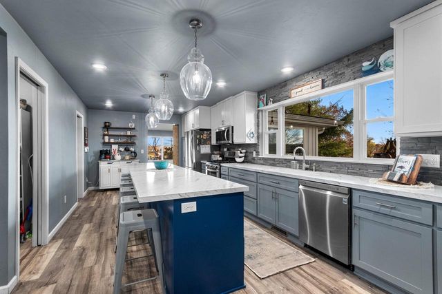 661 N MAIN STREET, Oconto Falls, WI 54154