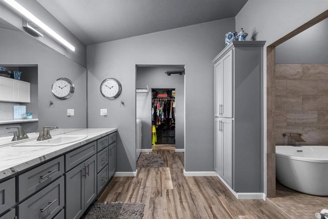 661 N MAIN STREET, Oconto Falls, WI 54154