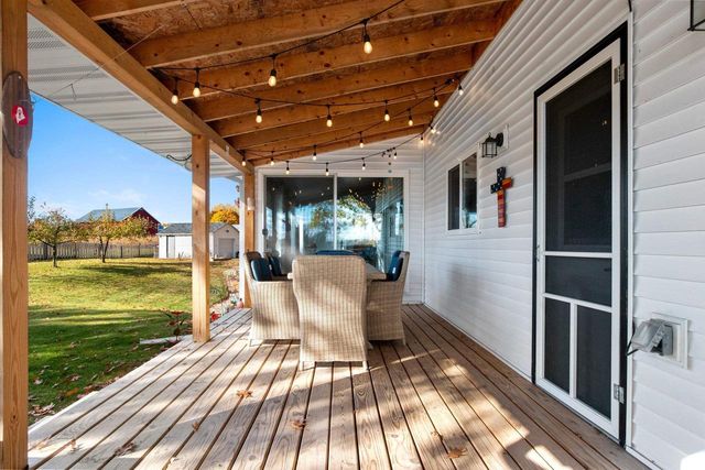 661 N MAIN STREET, Oconto Falls, WI 54154