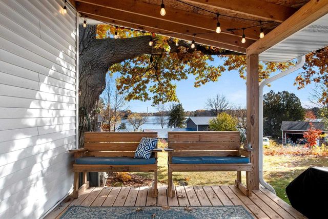 661 N MAIN STREET, Oconto Falls, WI 54154