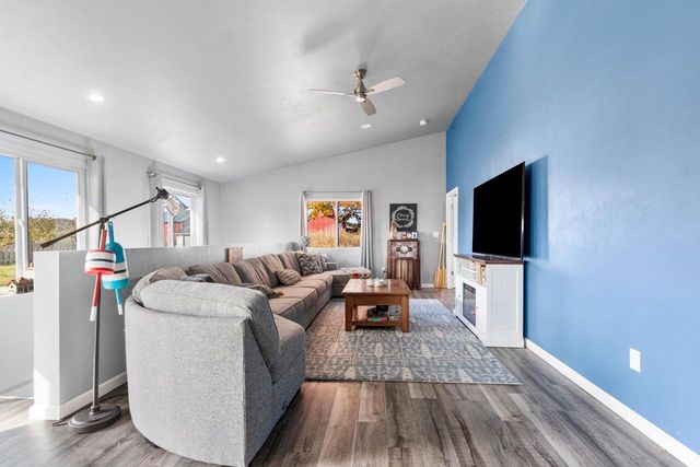 661 N MAIN STREET, Oconto Falls, WI 54154