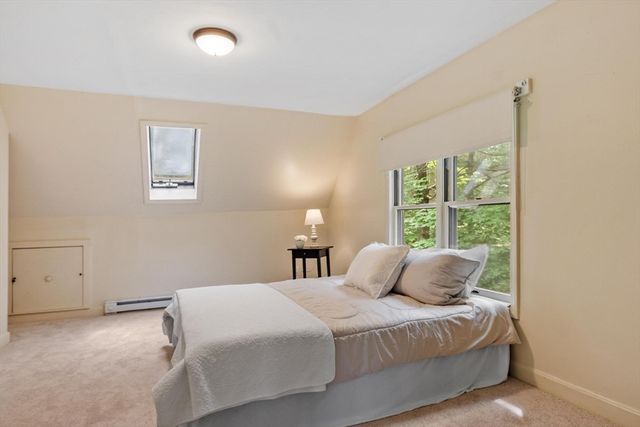 42 Fuller Ave, Lancaster, MA 01523
