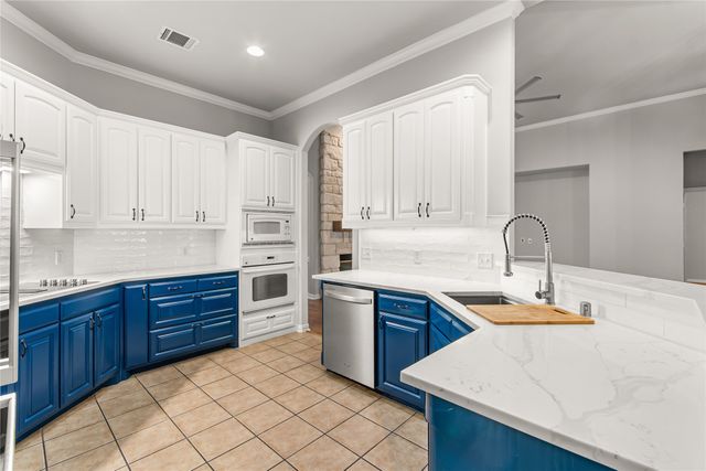 12416 Water Oak Drive, Fort Worth, TX 76244
