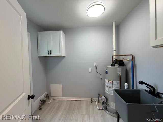 16045 Oporto Street, Livonia, MI 48154