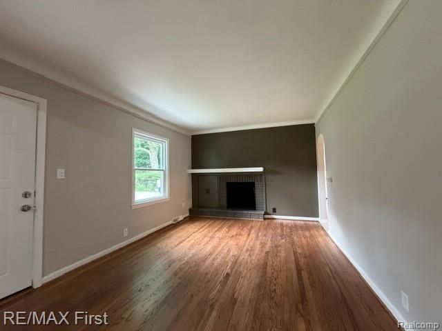 16045 Oporto Street, Livonia, MI 48154