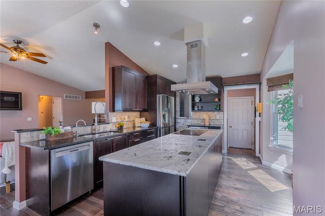 2701 Providence Ridge Drive, Wentzville, MO 63385