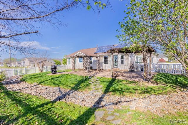 2701 Providence Ridge Drive, Wentzville, MO 63385