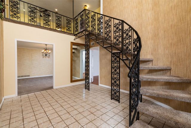 3809 Diamond Loch W, North Richland Hills, TX 76180