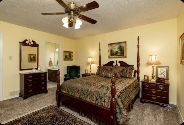 3809 Diamond Loch W, North Richland Hills, TX 76180