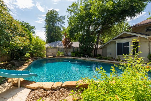 3809 Diamond Loch W, North Richland Hills, TX 76180