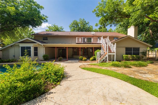 3809 Diamond Loch W, North Richland Hills, TX 76180