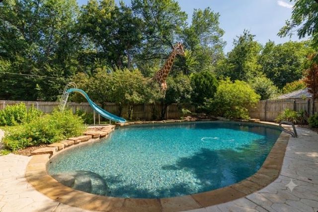 3809 Diamond Loch W, North Richland Hills, TX 76180
