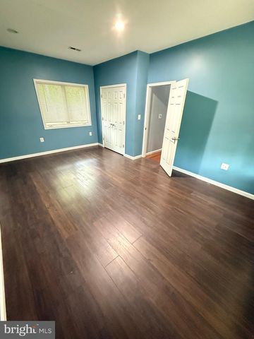 7421 LAKE DR, Manassas, VA 20111