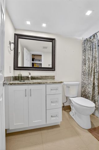 322 N Federal Highway 240, Deerfield Beach, FL 33441