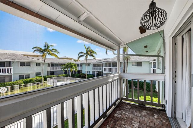 322 N Federal Highway 240, Deerfield Beach, FL 33441