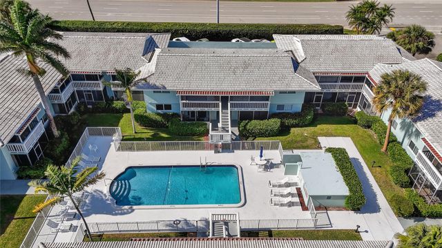 322 N Federal Highway 240, Deerfield Beach, FL 33441