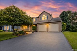 3806 Eider Down, Clay, NY 13090