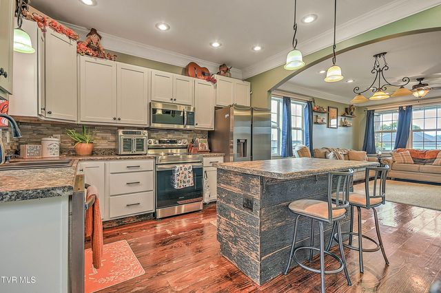 1005 Maple Street, Kingsport, TN 37660