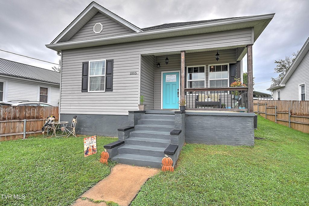 1005 Maple Street, Kingsport, TN 37660