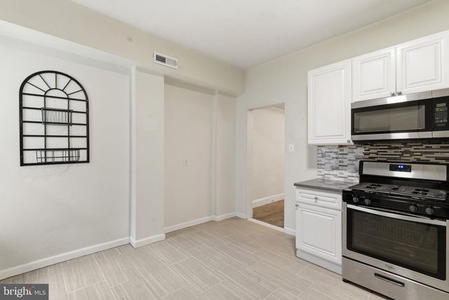 1421 E 11TH ST, Crum Lynne, PA 19022