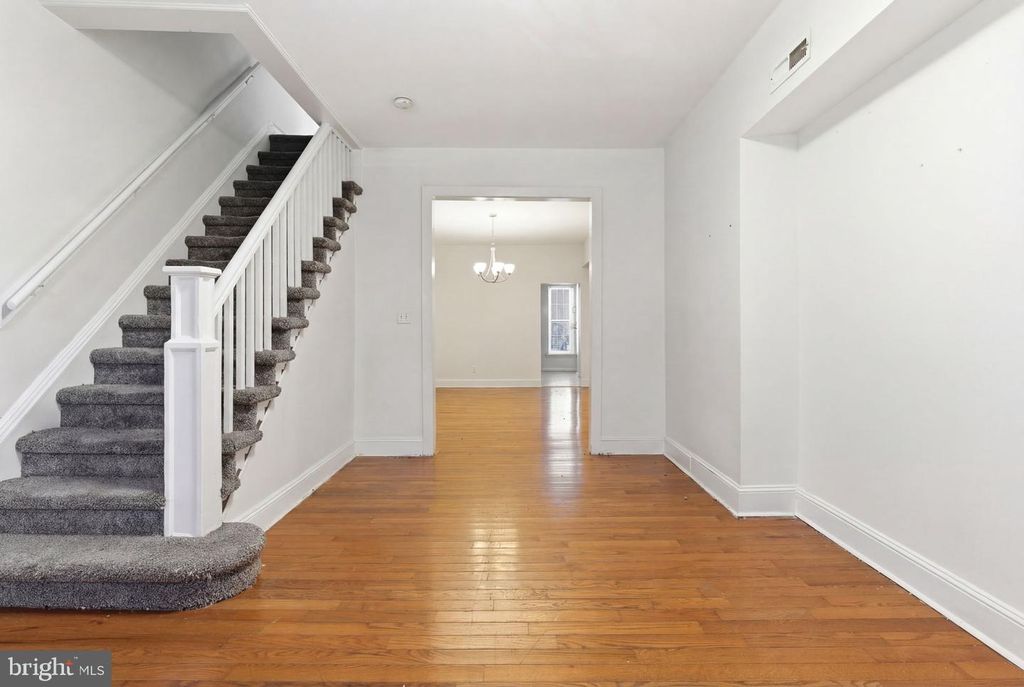 1421 E 11TH ST, Crum Lynne, PA 19022