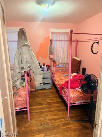 13710 Thornhurst Avenue, Garfield Heights, OH 44105