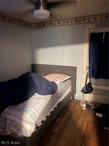 13710 Thornhurst Avenue, Garfield Heights, OH 44105