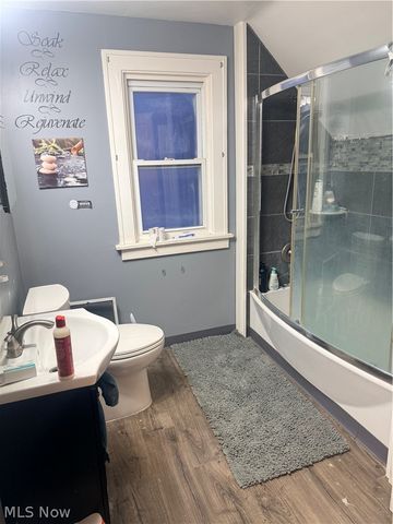 13710 Thornhurst Avenue, Garfield Heights, OH 44105