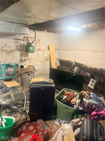 13710 Thornhurst Avenue, Garfield Heights, OH 44105