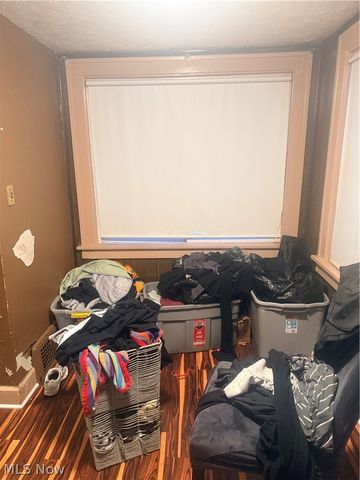 13710 Thornhurst Avenue, Garfield Heights, OH 44105