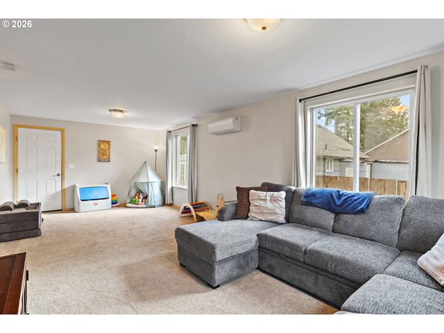 4625 Se WHIPPLE Ave, Milwaukie, OR 97267