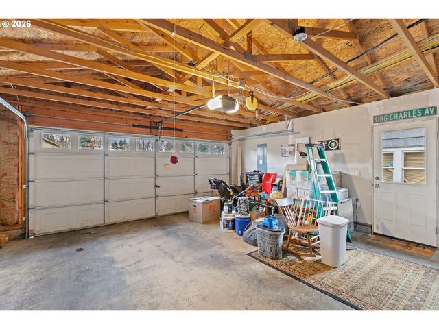 4625 Se WHIPPLE Ave, Milwaukie, OR 97267