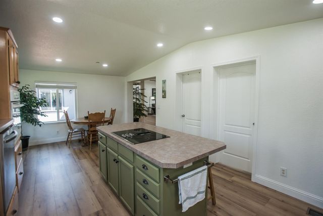 12164 Alabama Rd, Herald, CA 95638