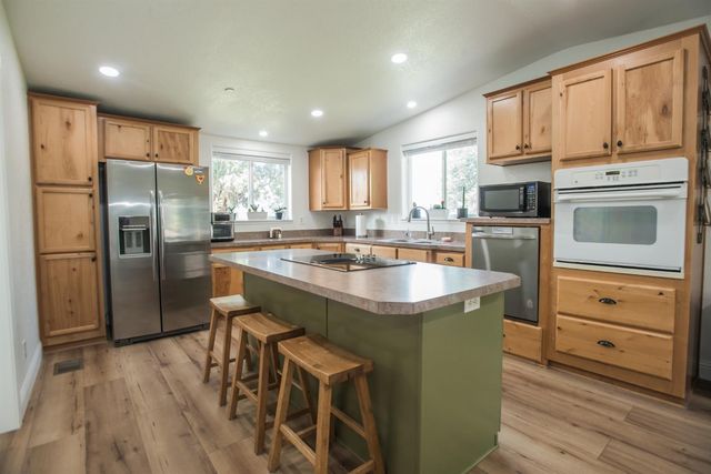 12164 Alabama Rd, Herald, CA 95638