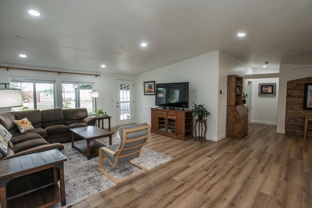 12164 Alabama Rd, Herald, CA 95638