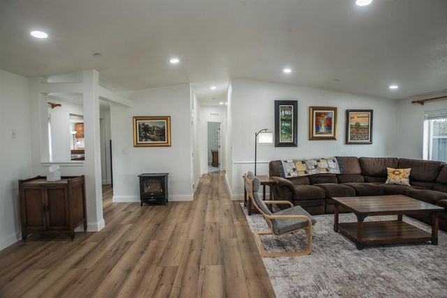 12164 Alabama Rd, Herald, CA 95638