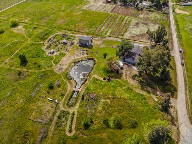 12164 Alabama Rd, Herald, CA 95638